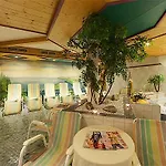 Appartementhaus Zum Holzknecht Am Нойштіфт-ім-Штубайталь